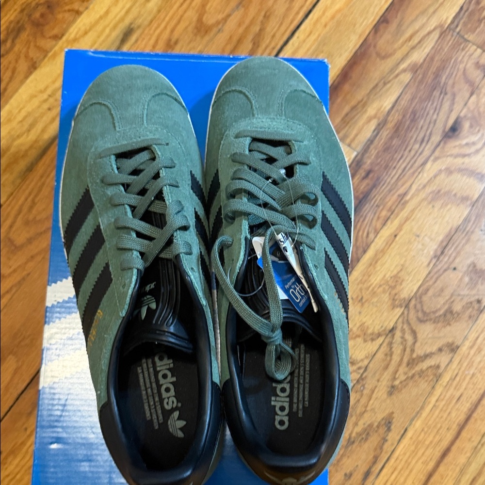 Adidas Gazelle Men's Olive and Black Sneakers - Picture 2 of 9